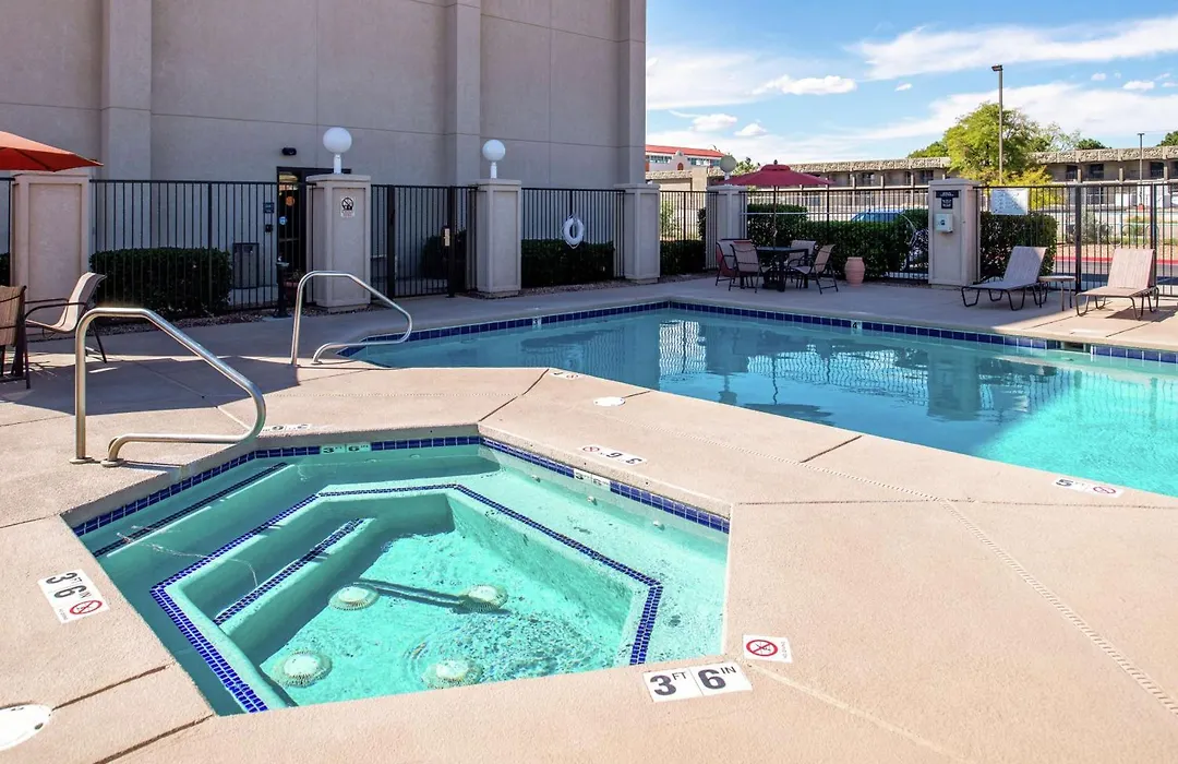 Hampton Inn Albuquerque - University/Midtown-1