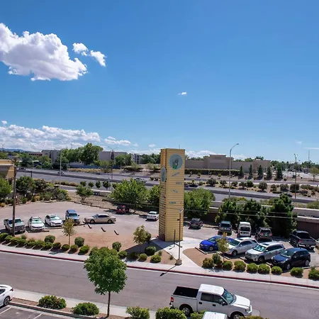 Hampton Inn Albuquerque - University/Midtown-3